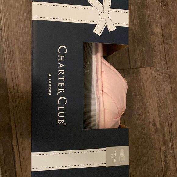 🛍️ NWT Charter Club Pink Slippers size 7/8 medium - Picture 3 of 4
